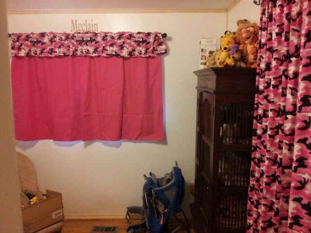 Curtains.JPG (203554 bytes)