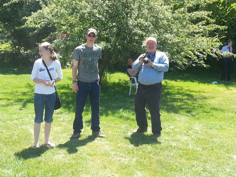 2014-05-26 12.13.36.jpg (239402 bytes)