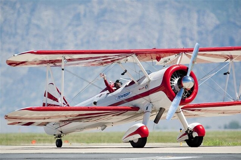 Tbirds13.jpg (100116 bytes)