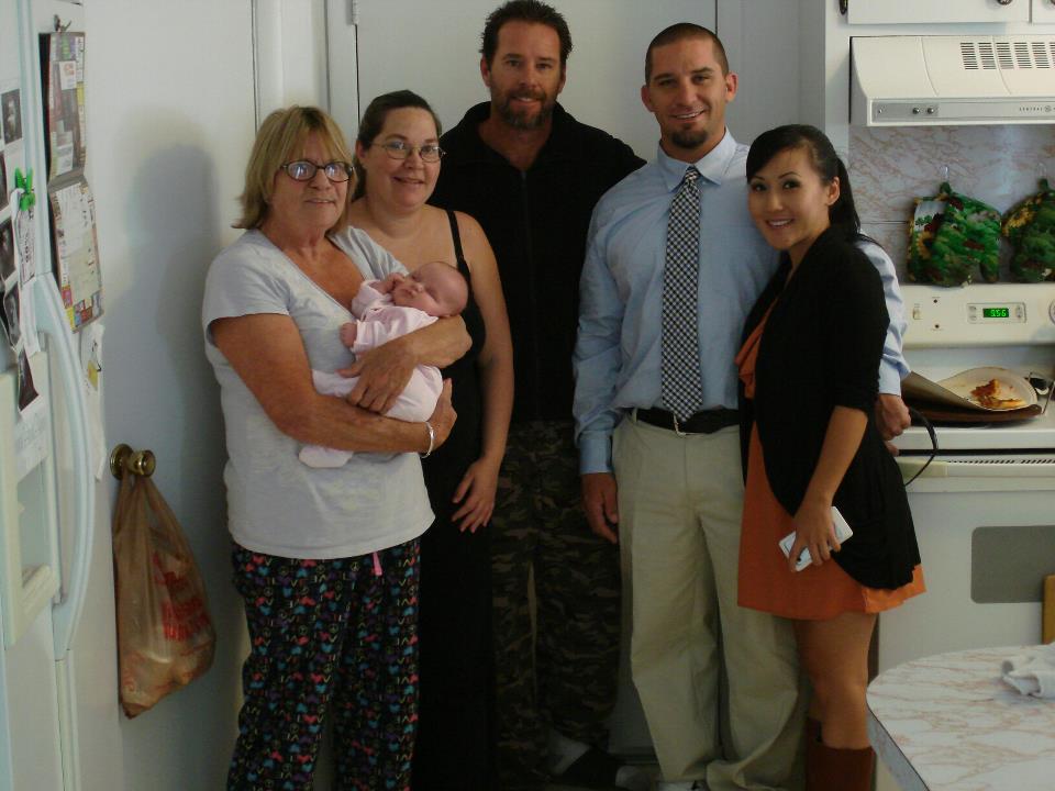 Bobbys Family 3.jpg (77510 bytes)