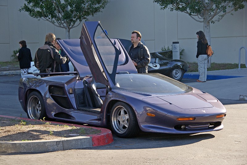 cars1006.jpg (151148 bytes)