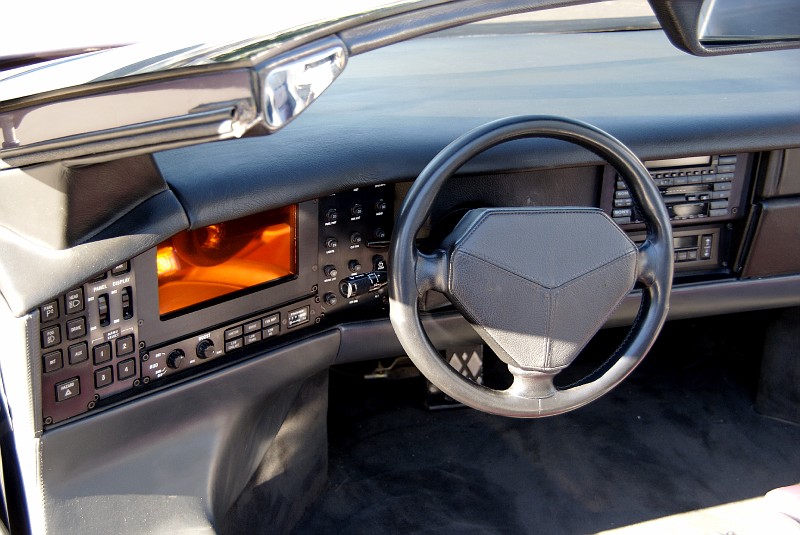 cars1008.jpg (113575 bytes)