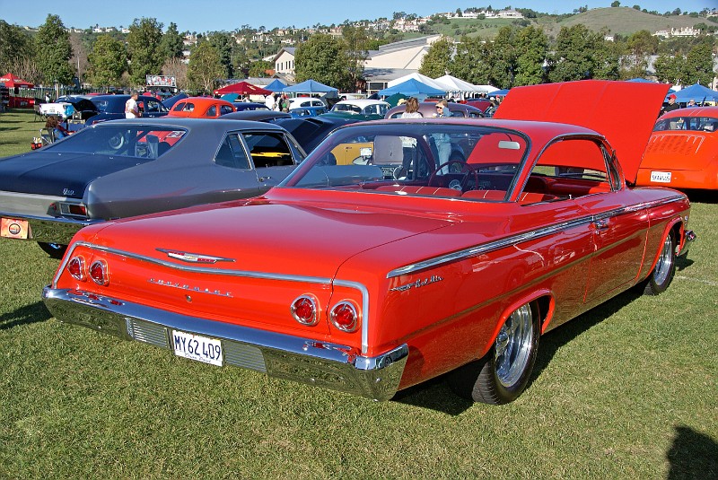 cars1017.jpg (212978 bytes)