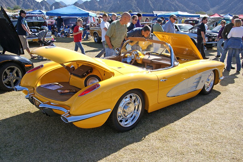 cars1037.jpg (206994 bytes)