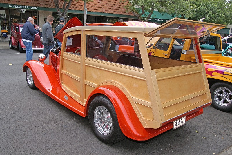 cars1062.jpg (184235 bytes)