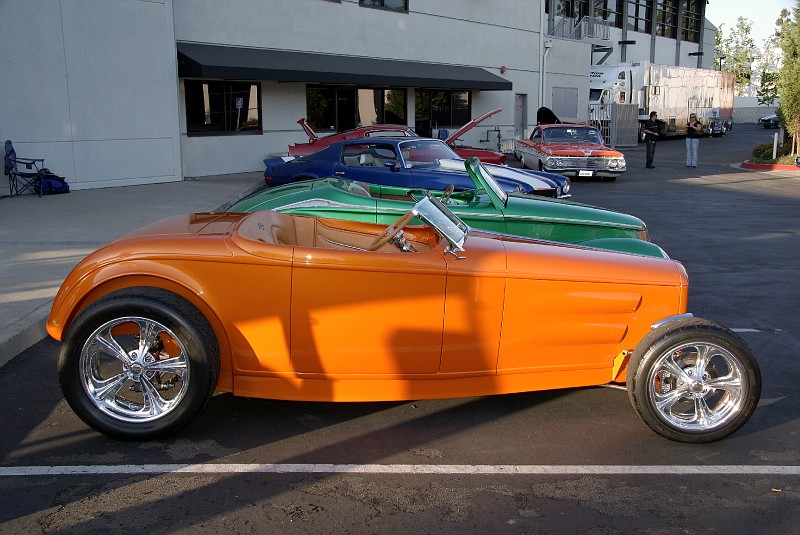cars1069.jpg (133237 bytes)