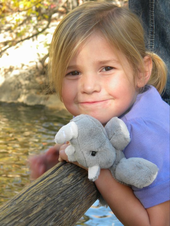 Erin.jpg (77808 bytes)