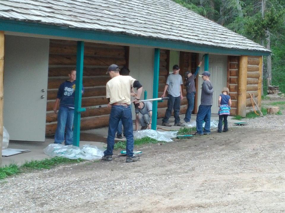 Getting Ready for Summer Camp 2012.jpg (114943 bytes)