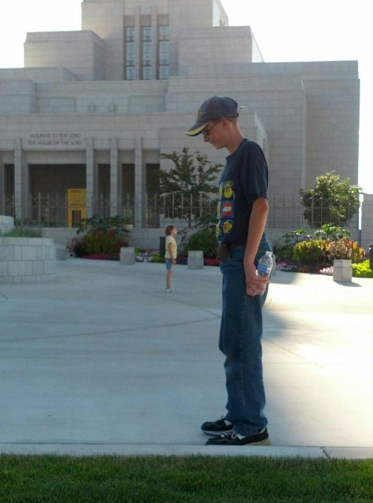 SillyPic.jpg (210589 bytes)