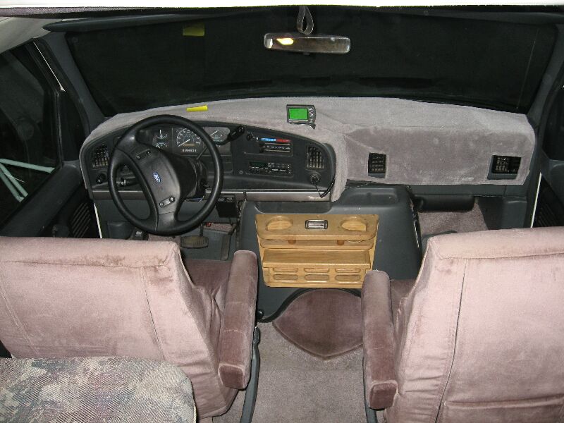 Inside5.jpg (82727 bytes)